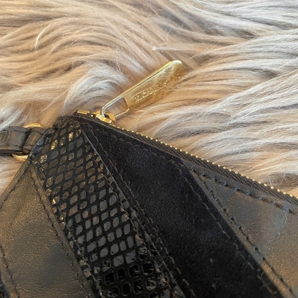 Michael Michael Kors MK Multi Layer Wristlet Purse Black - Picture 2 of 14